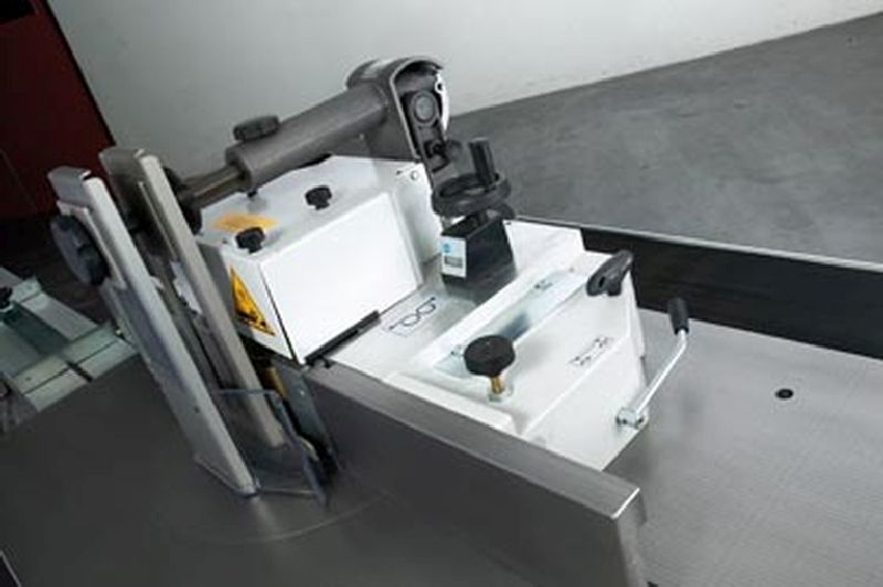 Fräsanschlag Typ 204 mit GG-Anschlagplatten